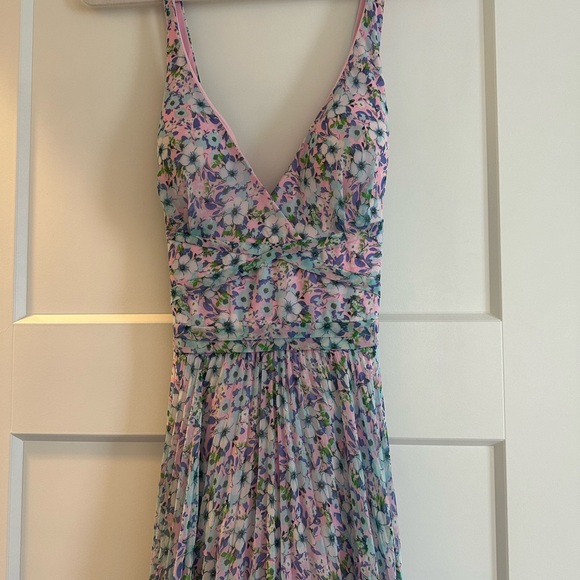 Laundry Midi - Picture 2 of 2